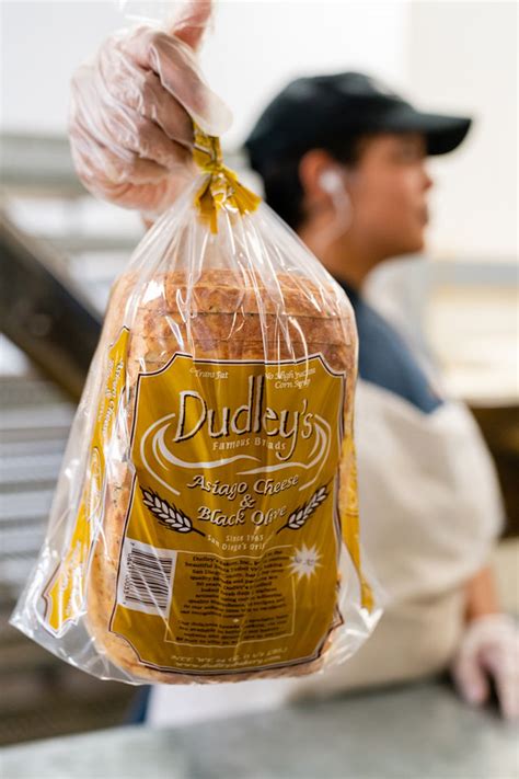 Dudley's bakery - Oct 29, 2021 · Dudley’s Deli Menu BAJA (Full $10.95 Half $6.95) Roasted Chicken, Pepper Jack Cheese, Tomato, Jalapeno, Onions, Lettuce, Chipotle Sauce and Mayo on Jalapeno Cheddar Bread BLAT (Full $10.95 Half $6.95) Crisp Bacon, Lettuce, Avocado & Tomato on Sourdough Bread CLUB (Full $12.95 Half $7.95)